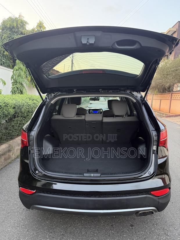 Hyundai Santa Fe SE AWD 2018 Black