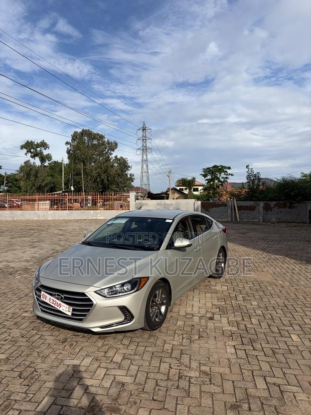 Hyundai Elantra 2016 Gray