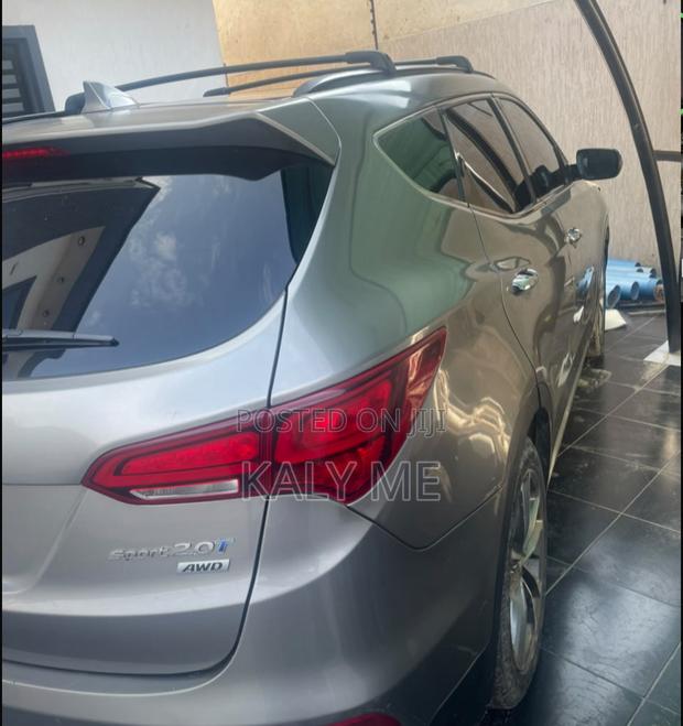 Hyundai Santa Fe Limited 2.0T AWD 2019 Silver