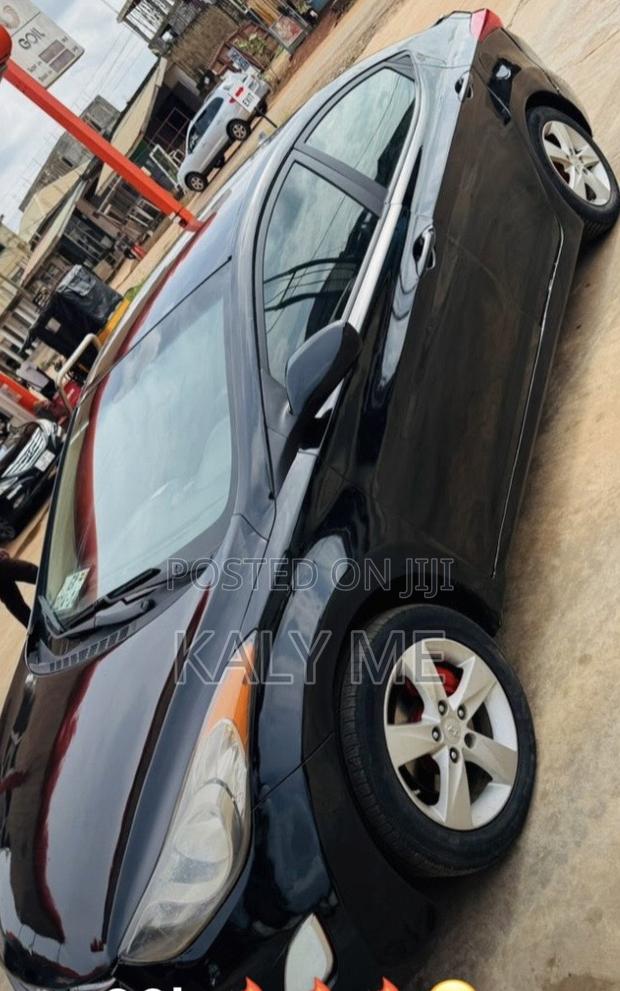 Hyundai Elantra 2013 Black