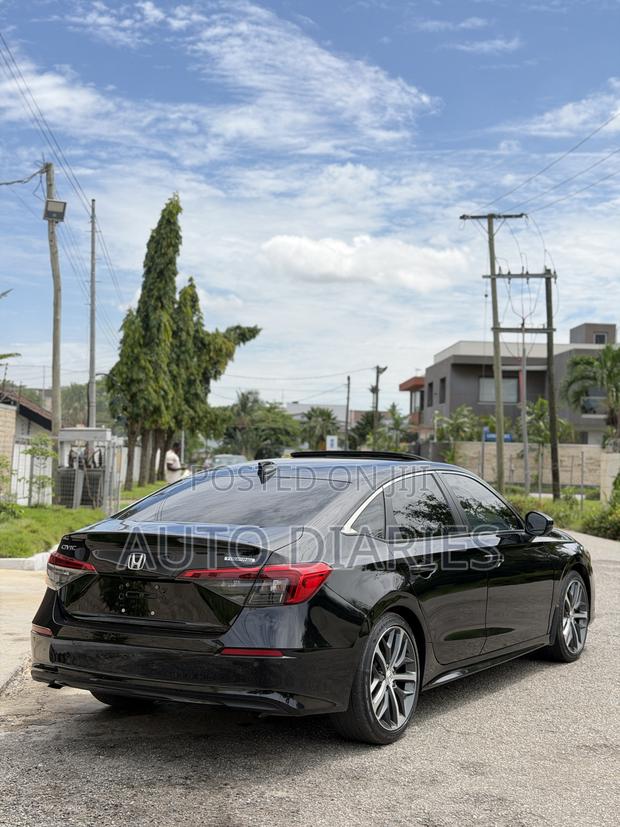 Honda Civic Touring CVT 2024 Black