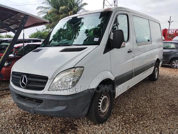 Mercedes-Benz Sprinter 2500 144 Cargo 2010 White