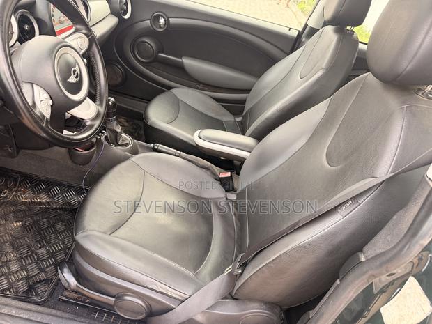 Mini Cooper John Cooper Works 2010 Green