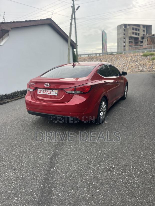 Hyundai Elantra SE 4dr Sedan (1.8L 4cyl 6A) 2015 Red