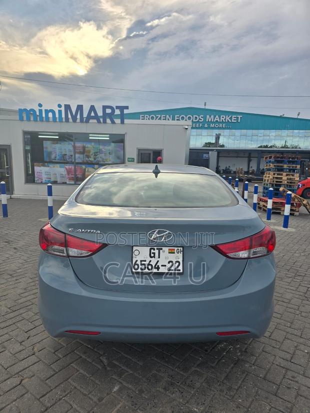 Hyundai Elantra 2013 Blue