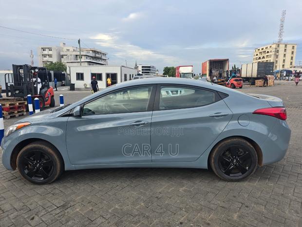 Hyundai Elantra 2013 Blue
