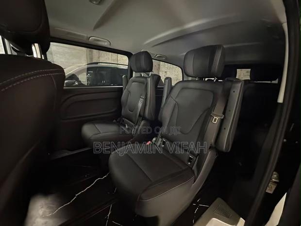 New Mercedes-Benz Vito 2022 Black