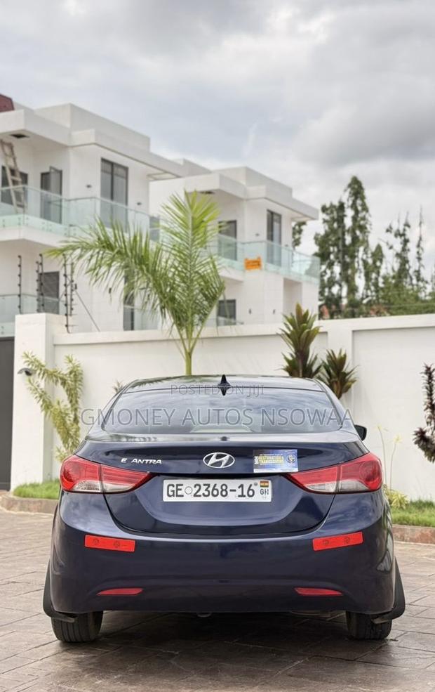 Hyundai Elantra GLS Sedan FWD (1.8L 4cyl 6A) 2013 Blue