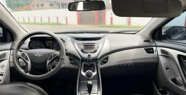 Hyundai Elantra GLS Sedan FWD (1.8L 4cyl 6A) 2013 Blue