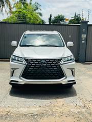 Lexus LX 2018 White for sale