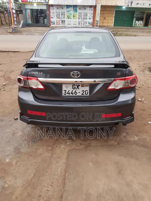 Toyota Corolla S 4dr Sedan (1.8L 4cyl 4A) 2013 Gray