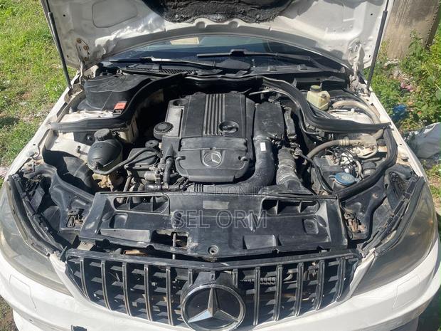 Mercedes-Benz C250 2014 White