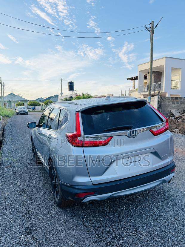 Honda CR-V Touring 4dr SUV AWD (1.5L 4cyl CVT) 2017 Silver