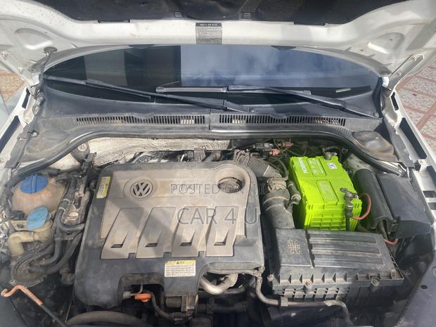 Volkswagen Jetta 2.0 TDI 2012 White