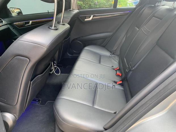 Mercedes-Benz C300 2014 Silver