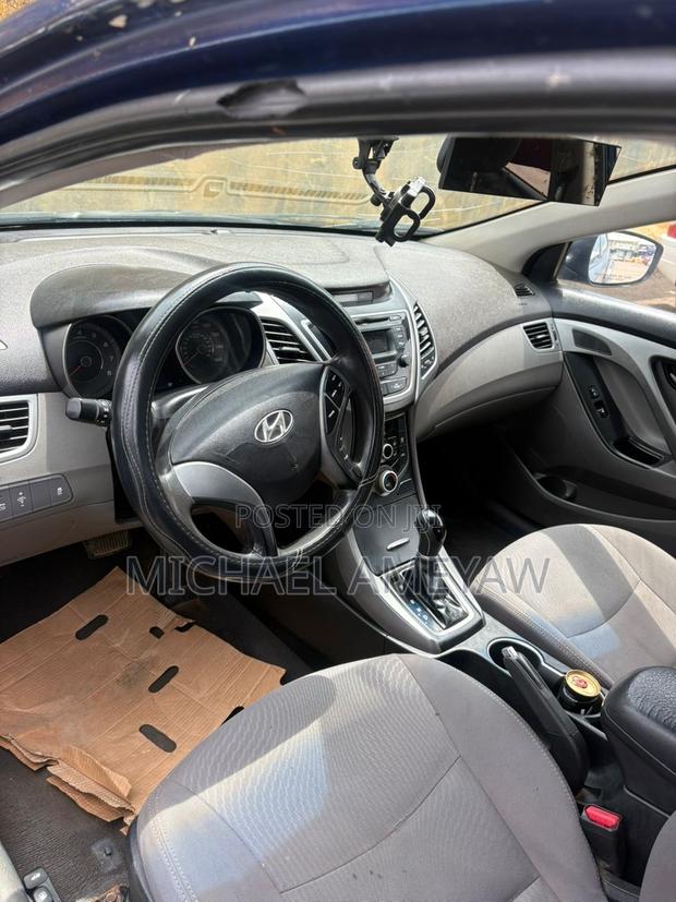 Hyundai Elantra SE Sedan FWD (1.8L 4cyl 6A) 2016 Blue