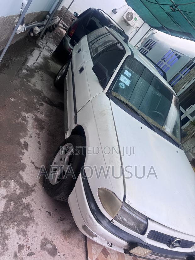 Opel Astra 1990 White