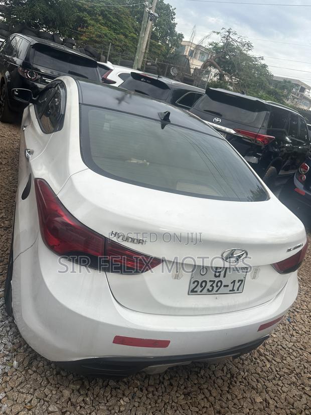 Hyundai Elantra GLS Sedan FWD (1.8L 4cyl 6M) 2013 White