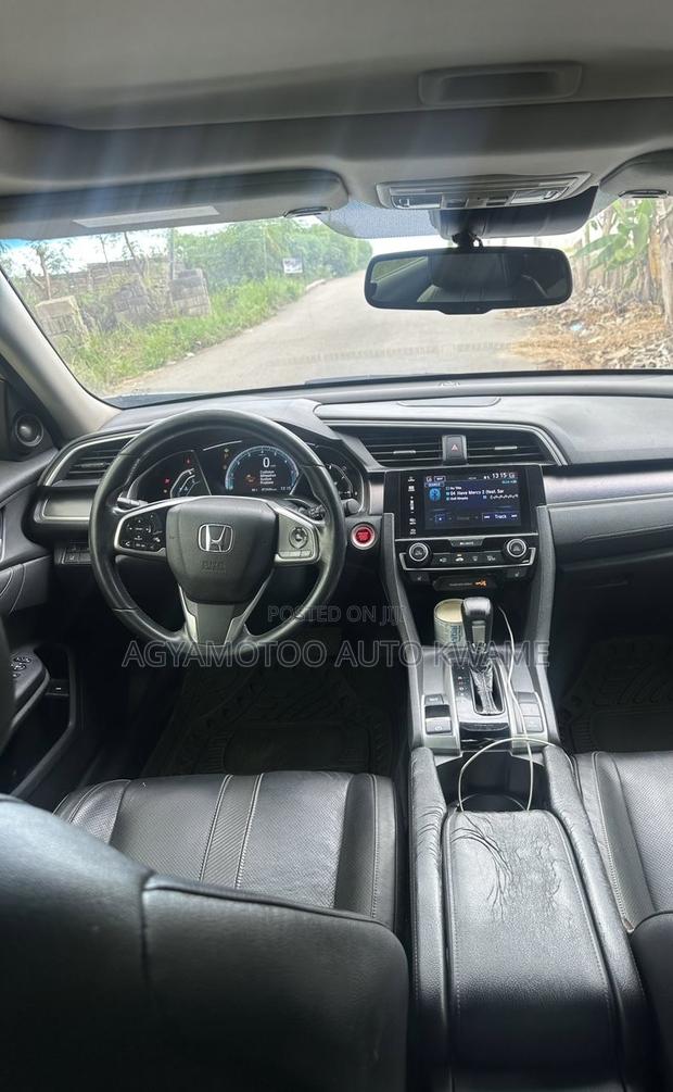 Honda Civic Touring Sedan 2018 Gray