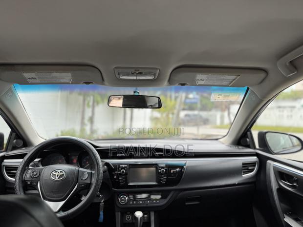 Toyota Corolla S 4dr Sedan (1.8L 4cyl CVT) 2016 Blue
