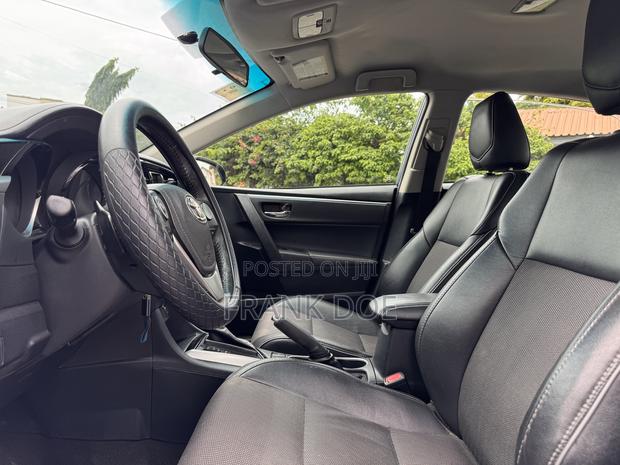 Toyota Corolla S 4dr Sedan (1.8L 4cyl CVT) 2016 Blue