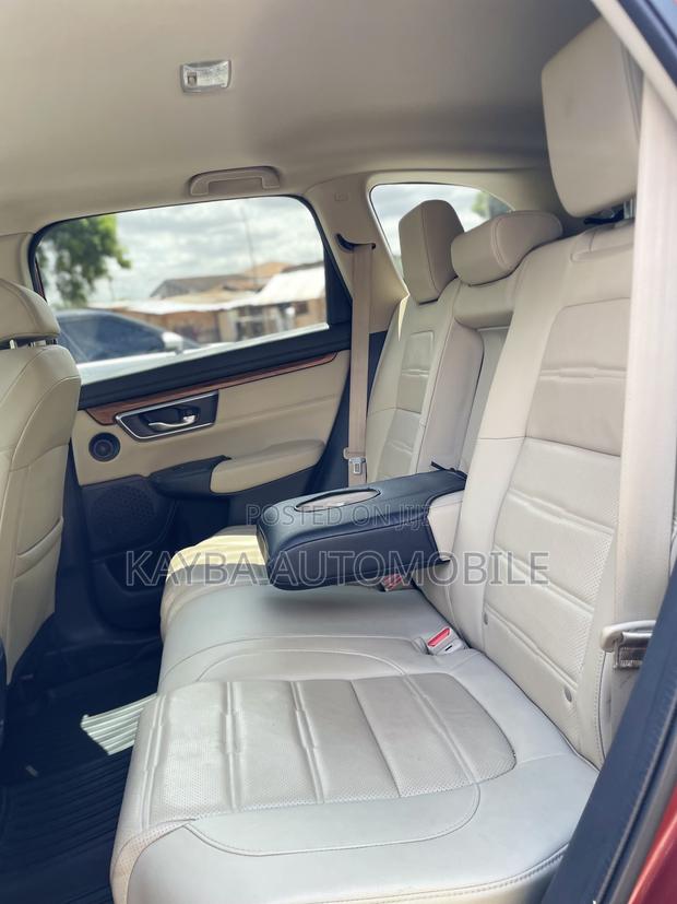 Honda CR-V 2018 Orange