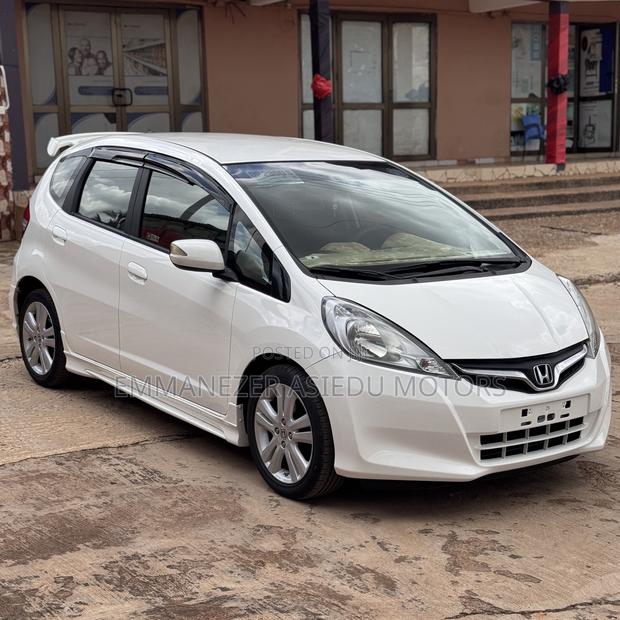 Honda Fit Sport Automatic 2012 White