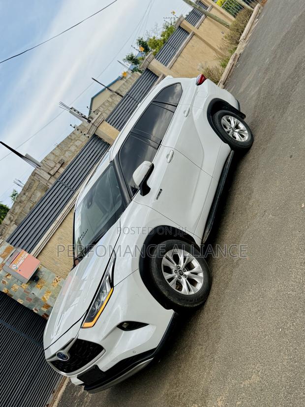 Toyota Highlander XLE 2021 White
