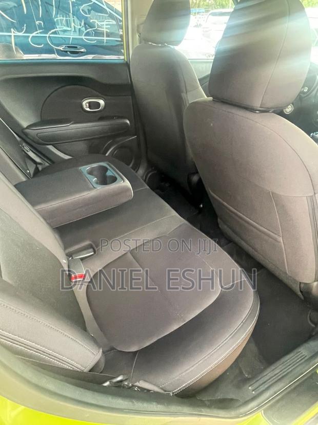 Kia Soul Base Hatchback 2016 Green