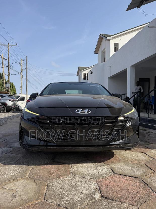 Hyundai Elantra 2023 Black