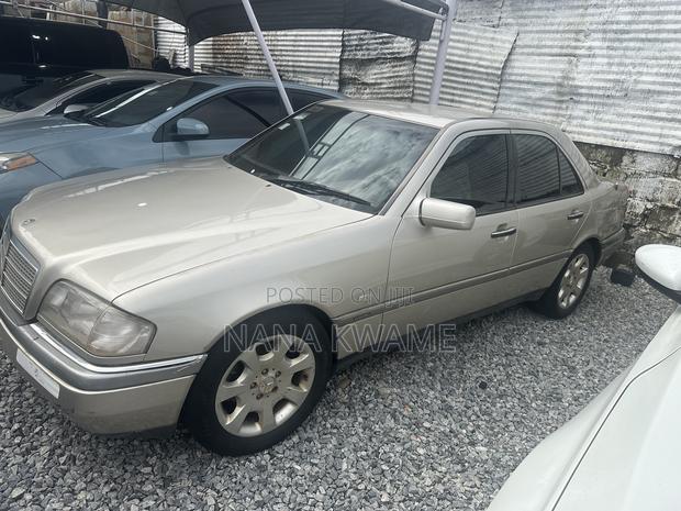 Mercedes-Benz C180 1999 Brown