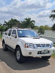 Nissan Hardbody 2015 White for sale
