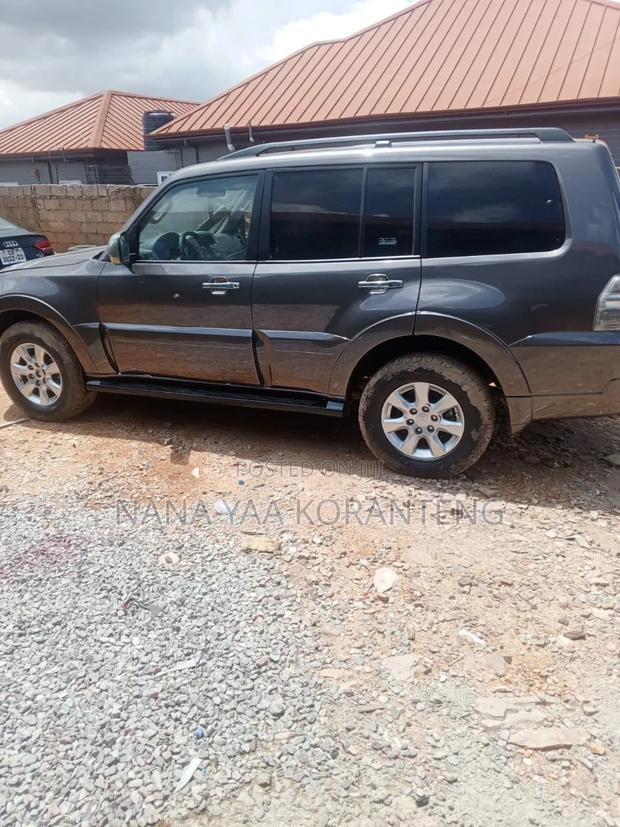 Mitsubishi Pajero V80 3.2 VR-II Diesel Turbo 2016 Gray