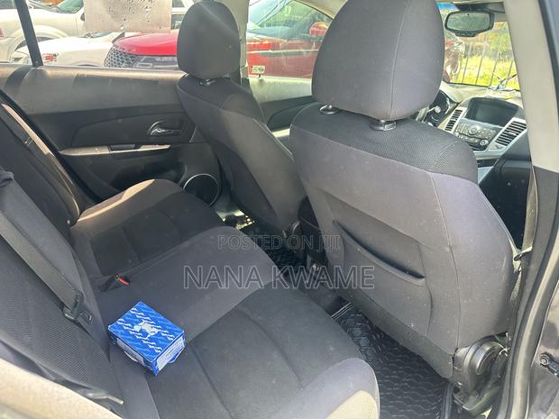 Chevrolet Cruze LS 4dr Sedan (1.8L 4cyl 6A) 2014 Gray