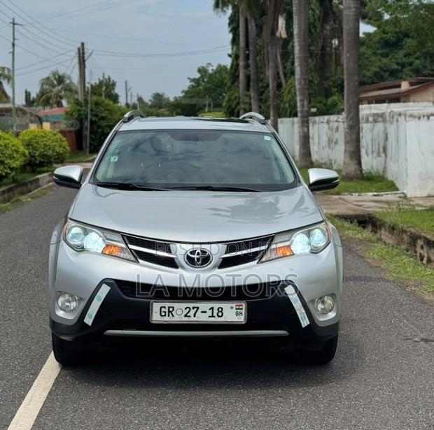 Toyota RAV4 2015