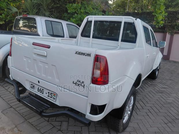 Tata Xenon 2015 White