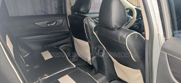 Nissan Rogue S 4dr SUV AWD (2.5L 4cyl CVT) 2015 Silver