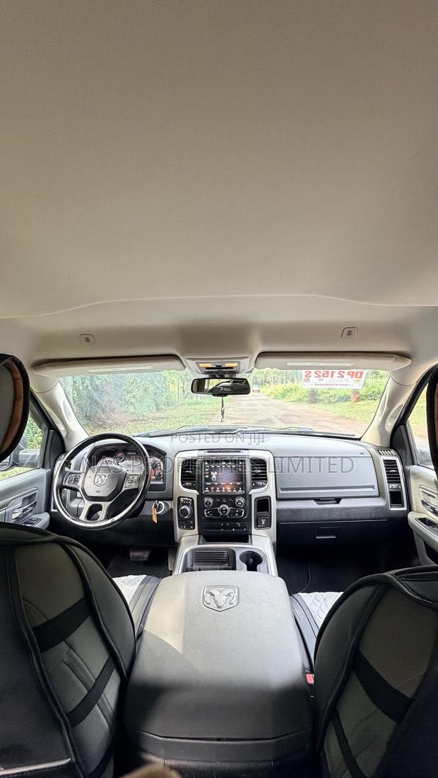 RAM 1500 Classic 2023 Black