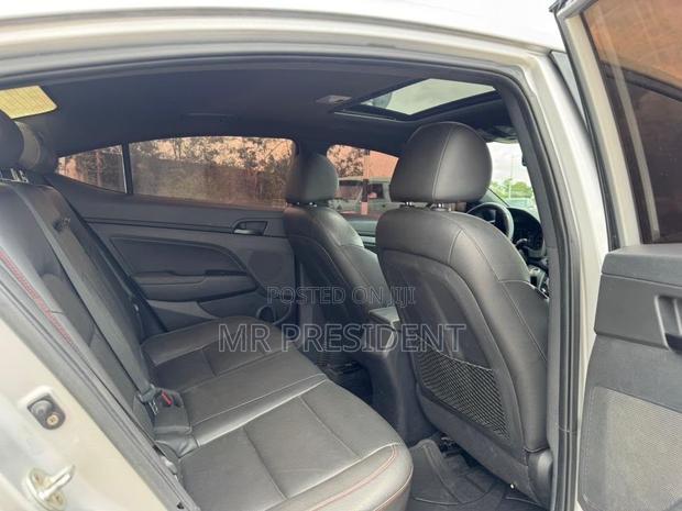 Hyundai Elantra Sport 2018 Silver