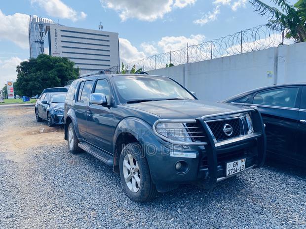 Nissan Pathfinder 2013 Gray