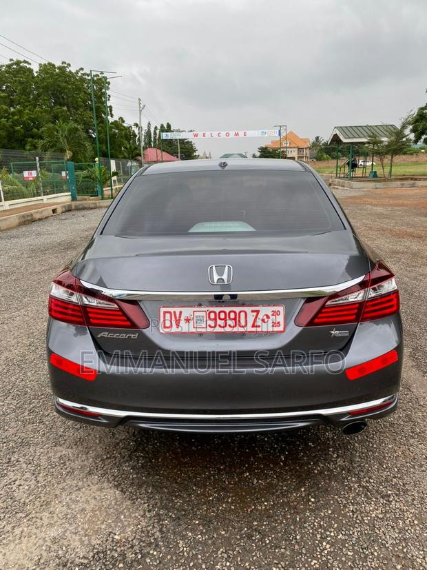 Honda Accord EX-L 4dr Sedan FWD (2.4L 4cyl 2A) 2017 Gray