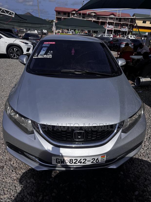Honda Civic EX 4dr Sedan (1.8L 4cyl CVT) 2014 Silver