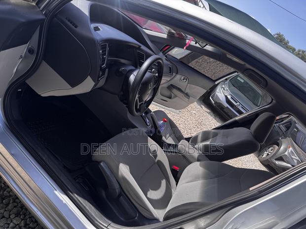 Honda Civic EX 4dr Sedan (1.8L 4cyl CVT) 2014 Silver