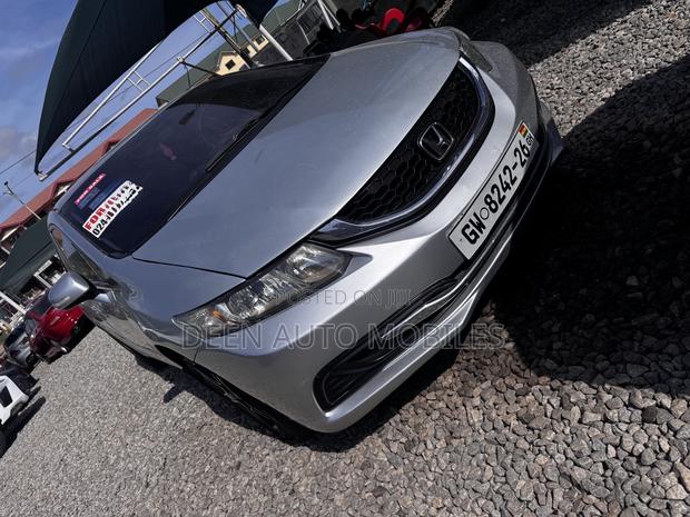 Honda Civic EX 4dr Sedan (1.8L 4cyl CVT) 2014 Silver