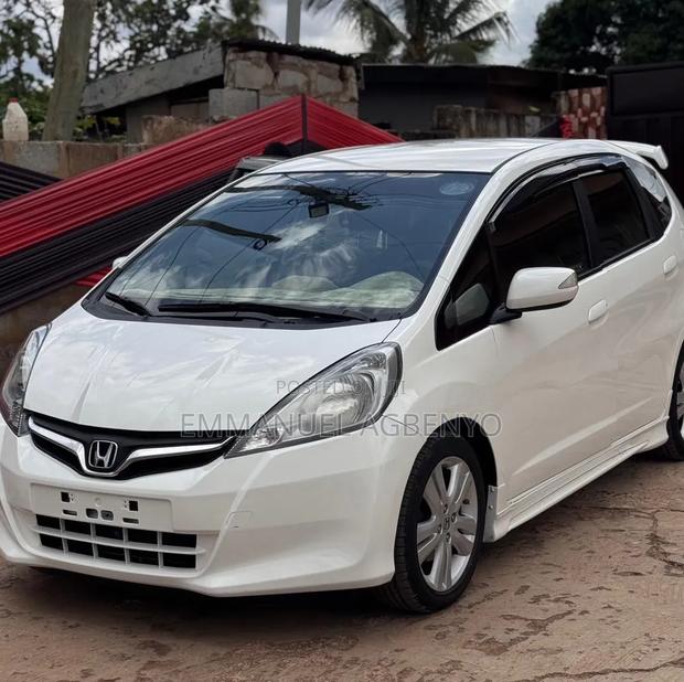 Honda Fit 2012 White