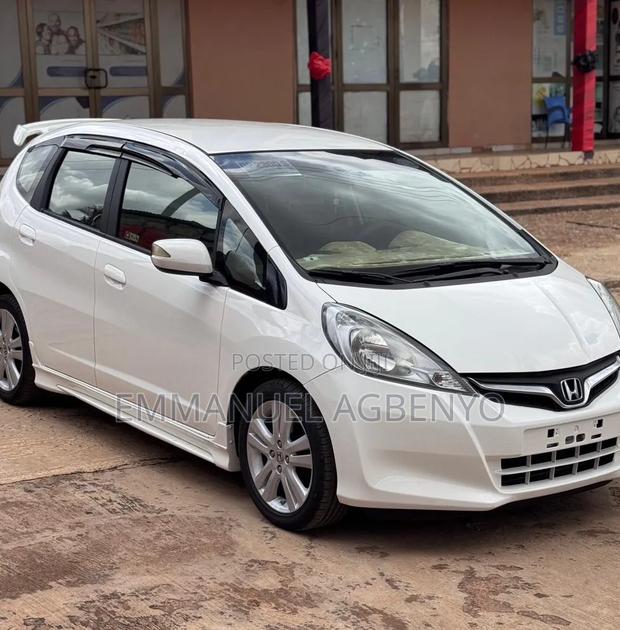 Honda Fit 2012 White