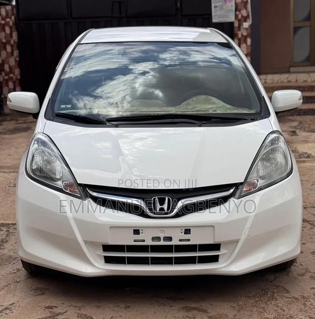 Honda Fit 2012 White
