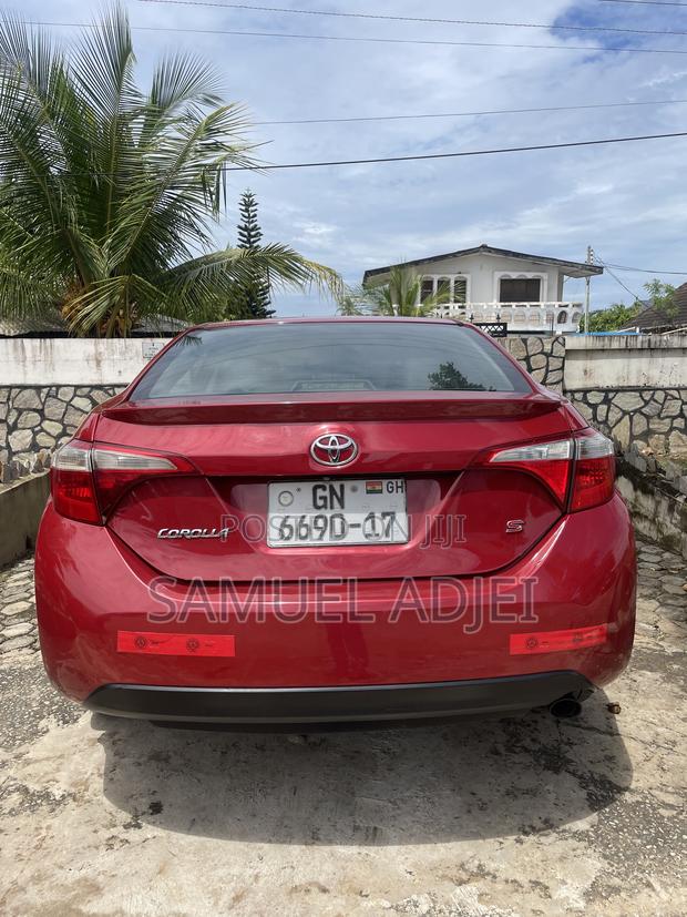Toyota Corolla 2017 Red