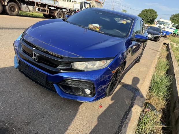 Honda Civic 2019 Blue