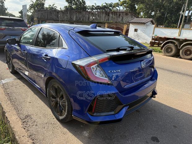 Honda Civic 2019 Blue